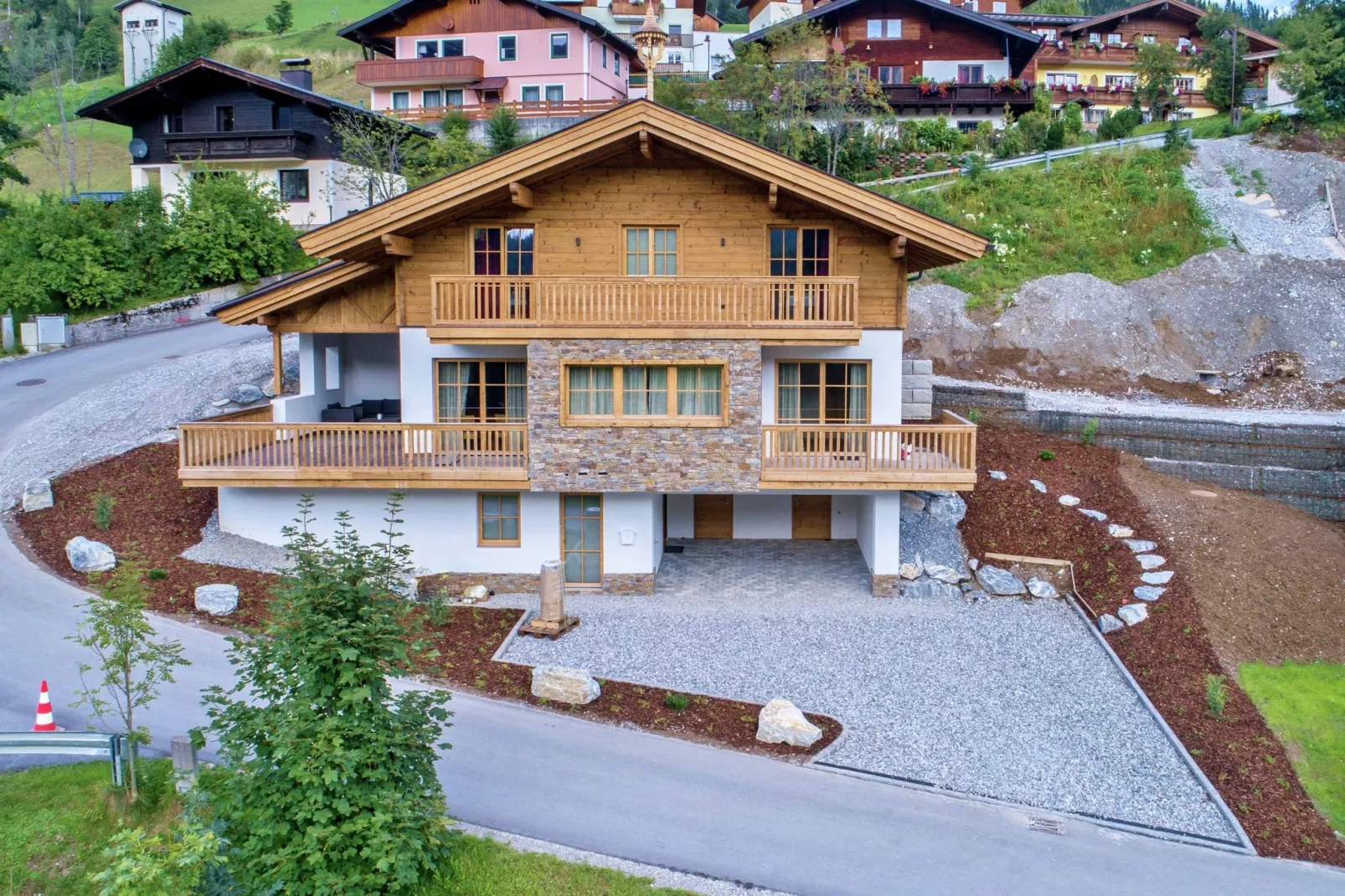 Chalet Lindelodge-Buitenkant zomer