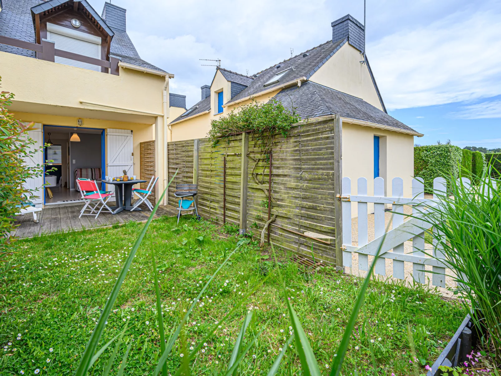 Hameau du pêcheur-Buiten