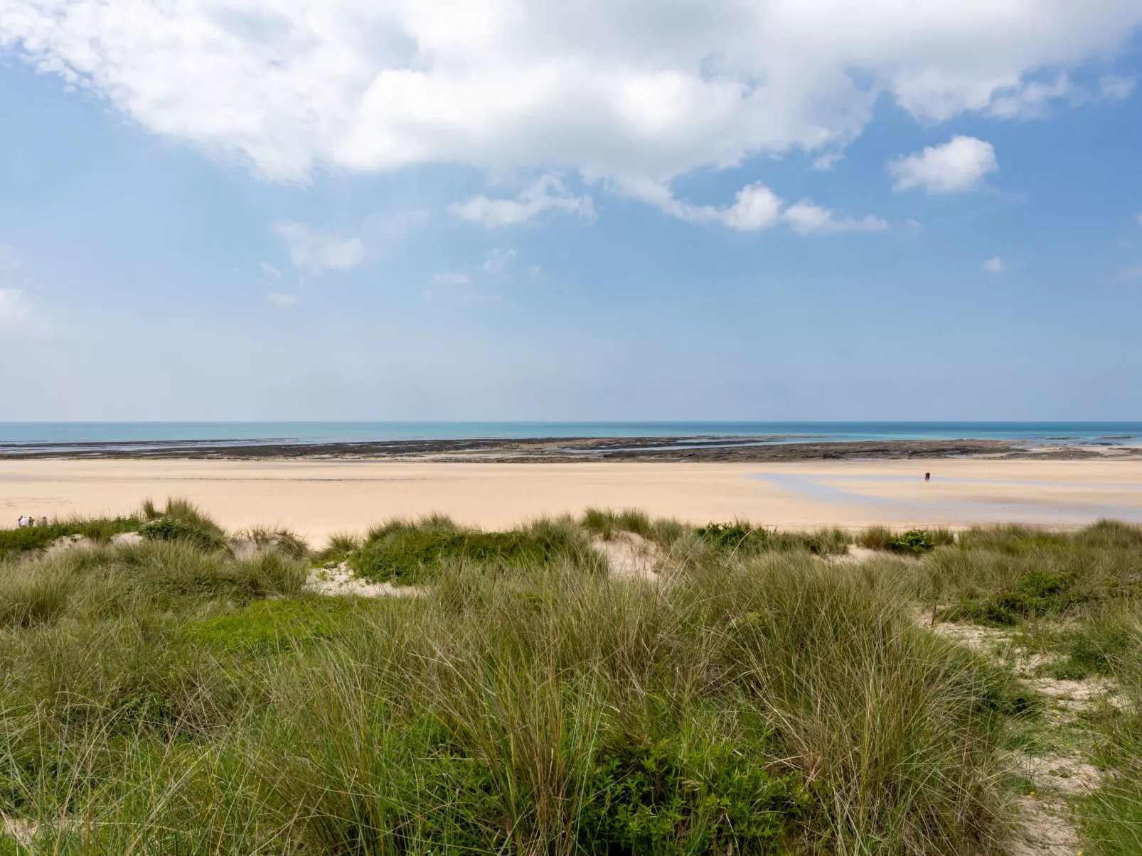 La Plage-Buiten
