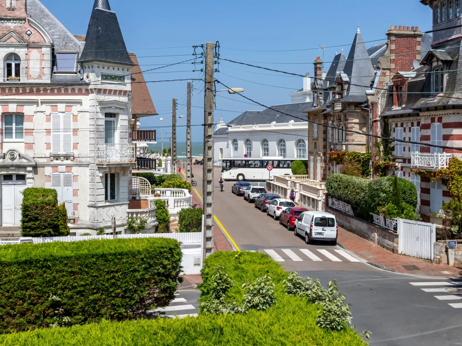 Le Manoir du Casino-Buiten