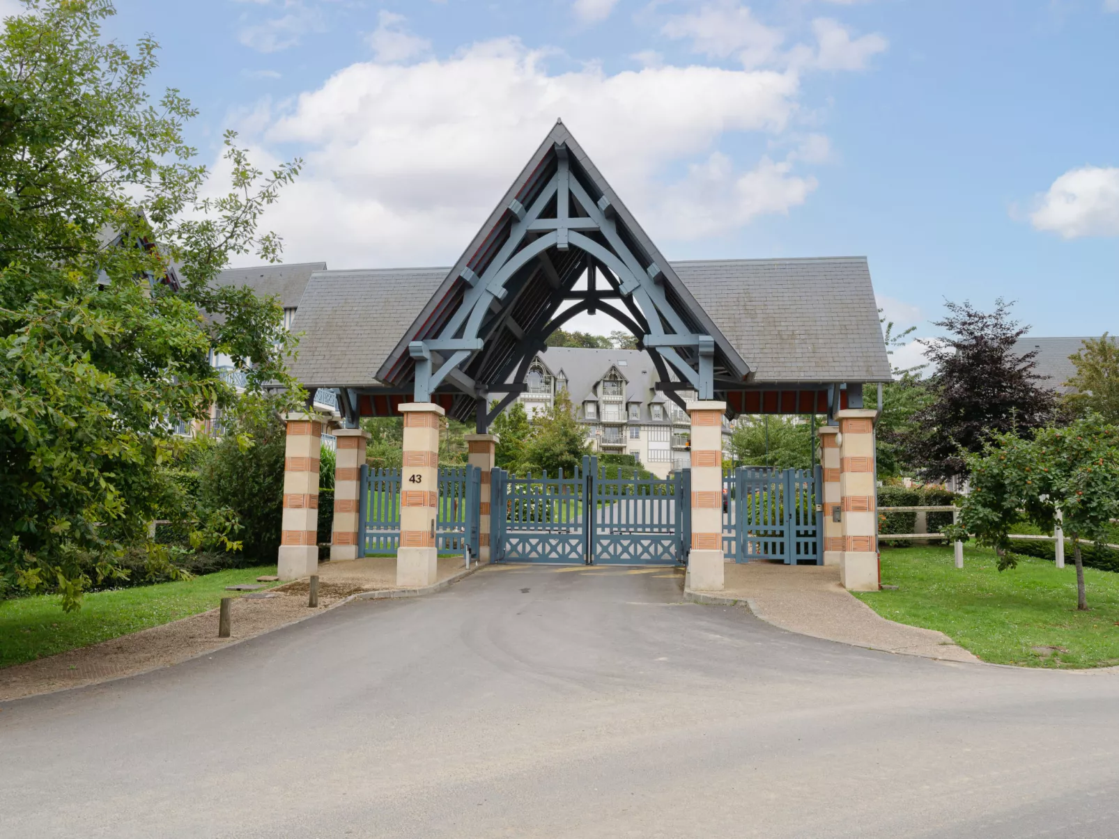 Les Coteaux-Buiten