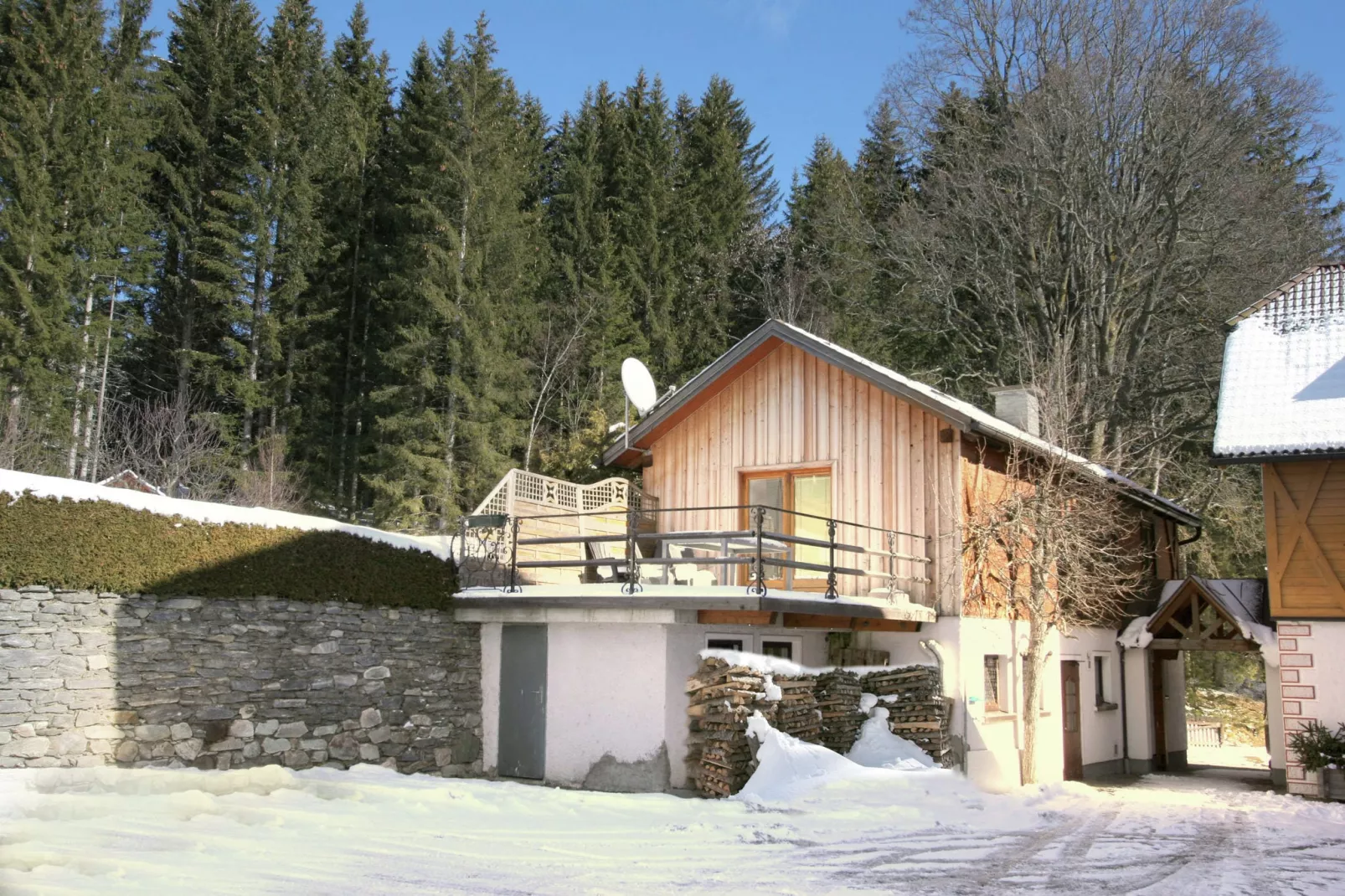 Chalet Mariapfarr-Exterieur winter