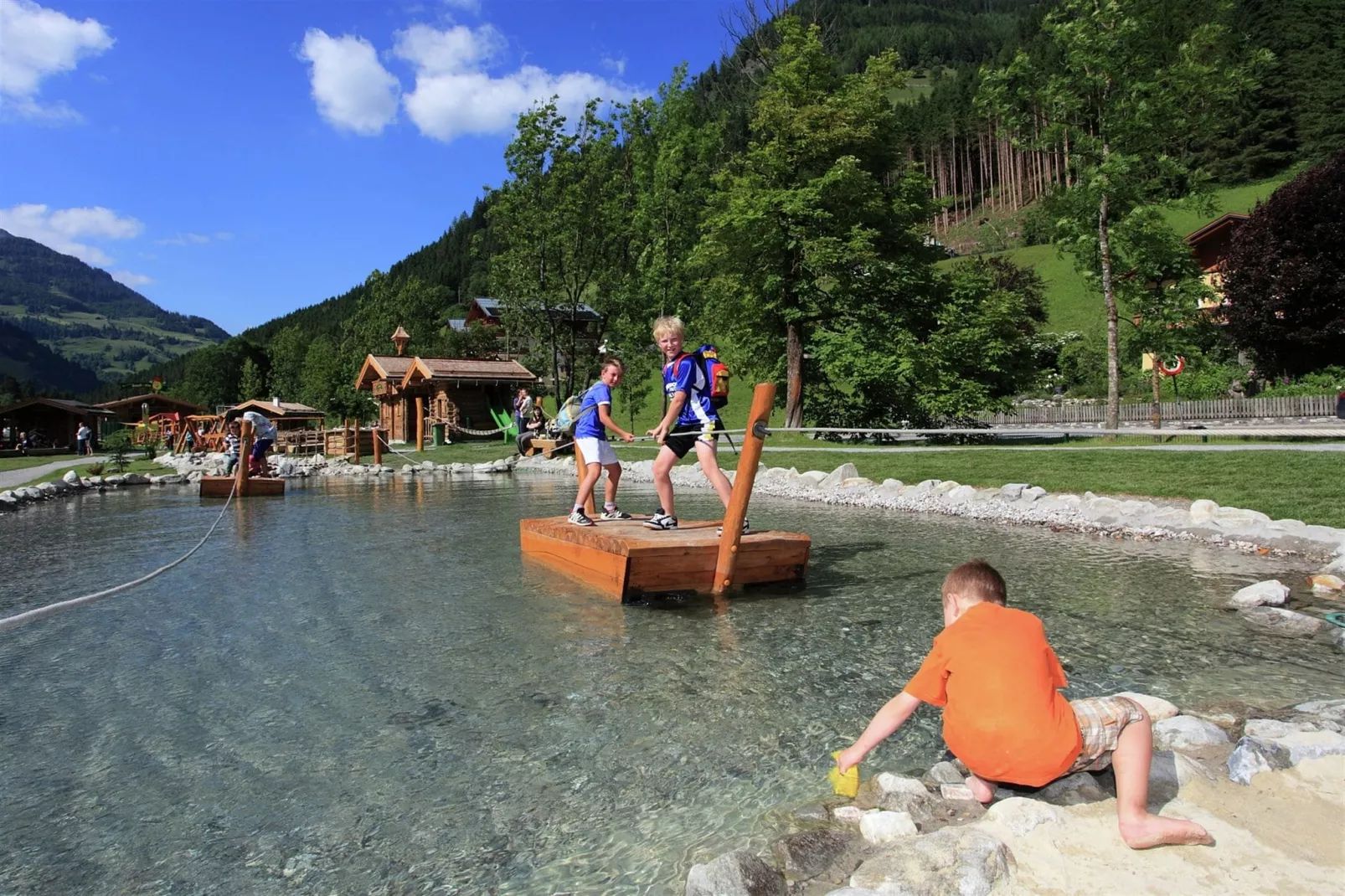 Prachtig appartement in Salzburgerland met zonnig balkon-Gebieden zomer 5km