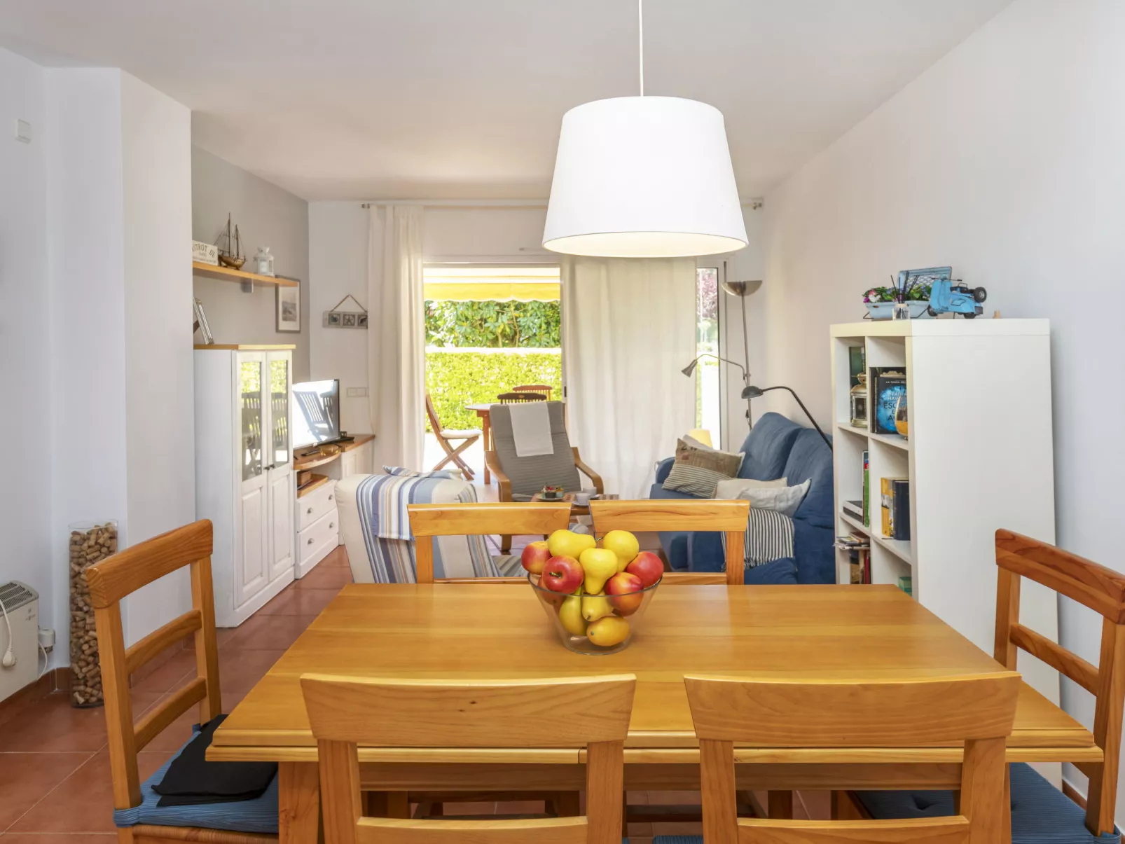GreenMar B Down/bajo acceso piscina/Pool-Binnen