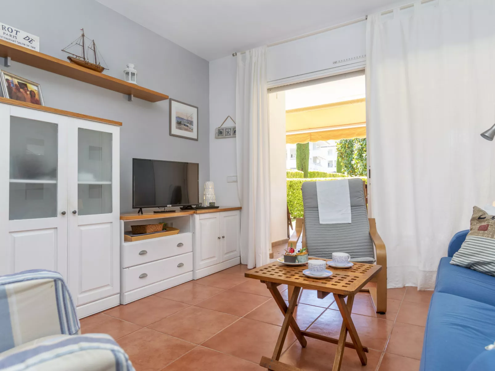 GreenMar B Down/bajo acceso piscina/Pool-Binnen