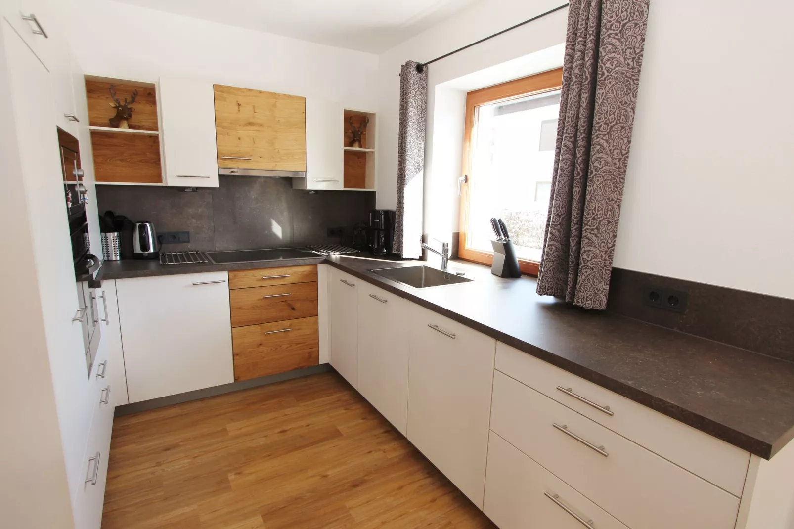 Chalet Hohe Tauern Zell am See-Keuken