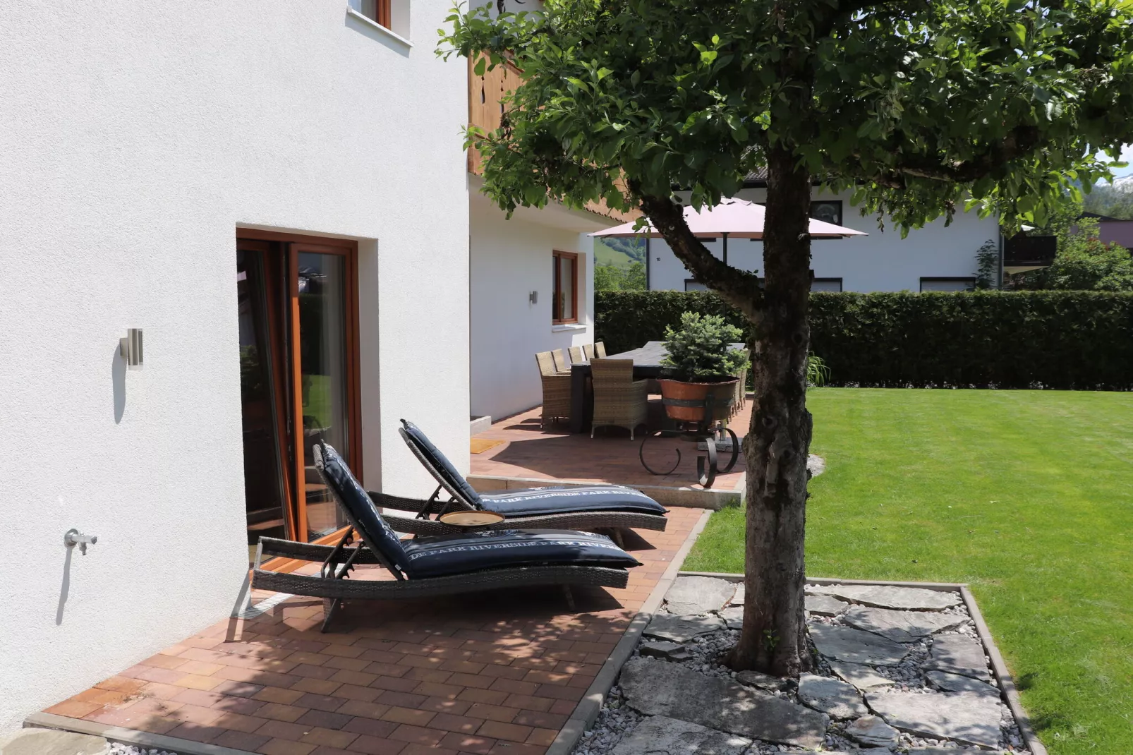Chalet Hohe Tauern Zell am See-Tuinen zomer