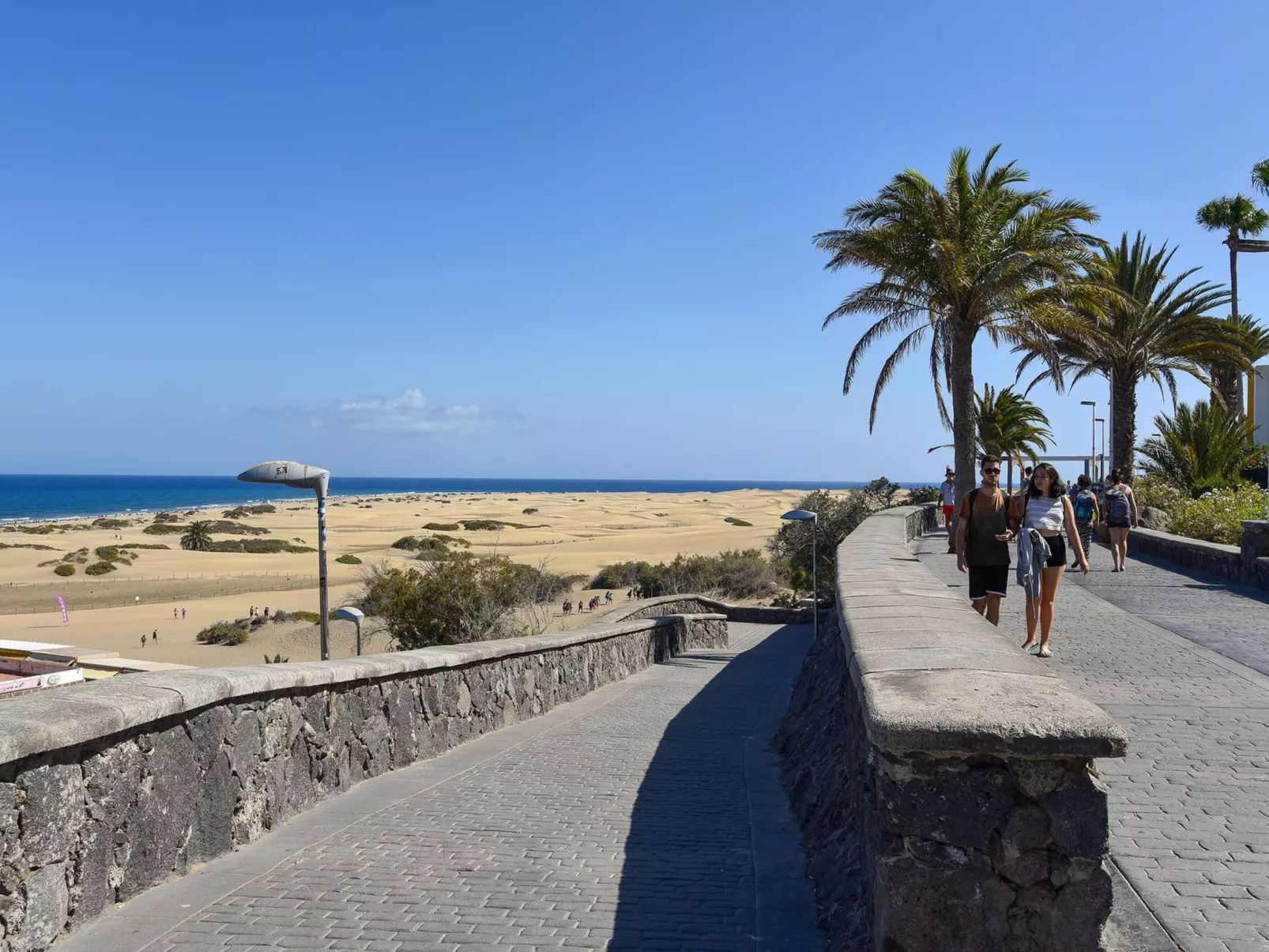 Nena Playa del Ingles-Buiten