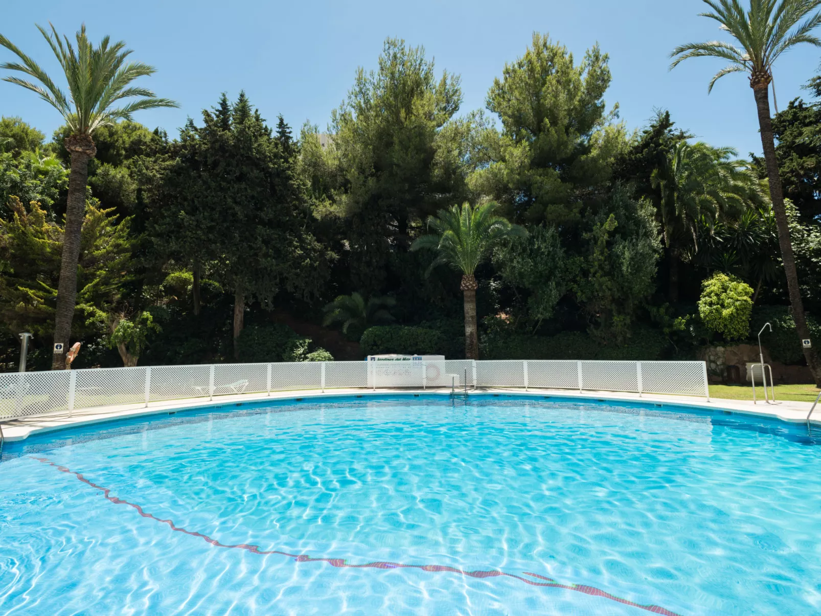 Jardines del Mar-Buiten