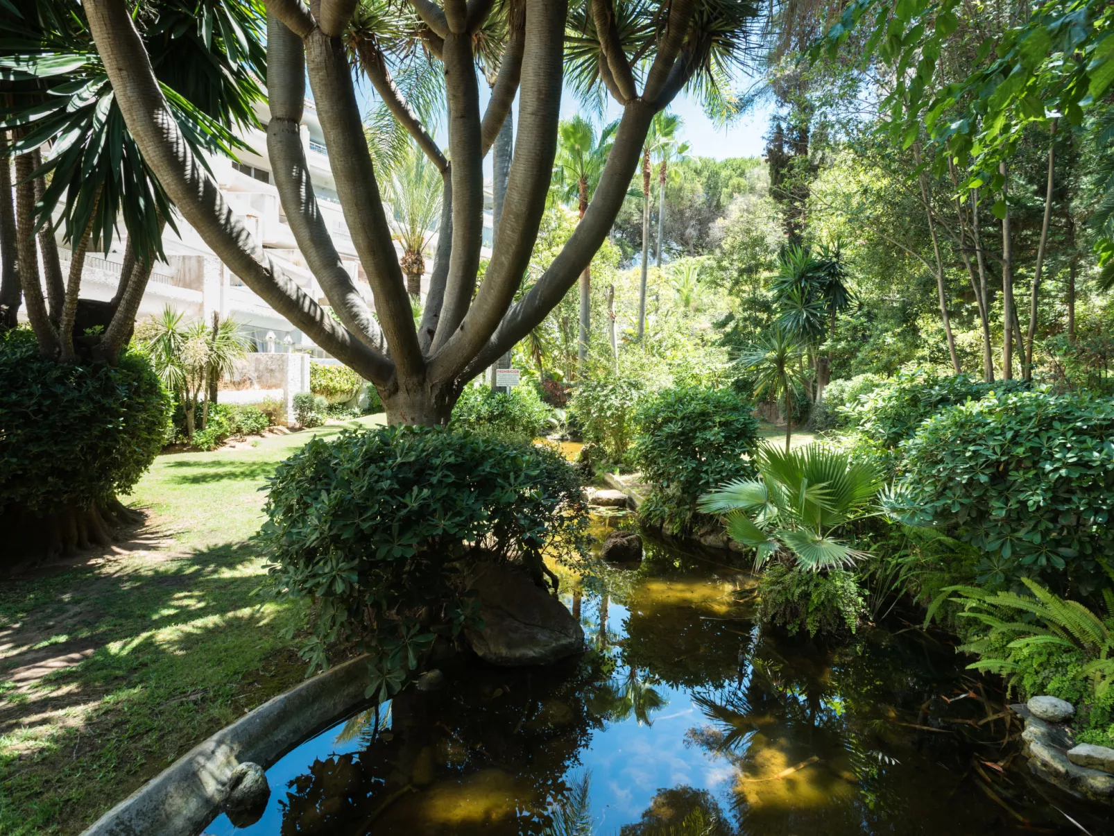 Jardines del Mar-Buiten
