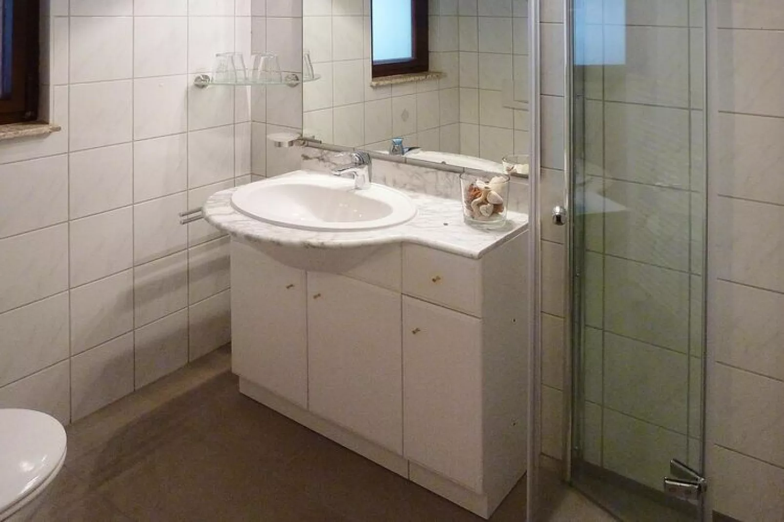 4 Pers 85qm-Badkamer