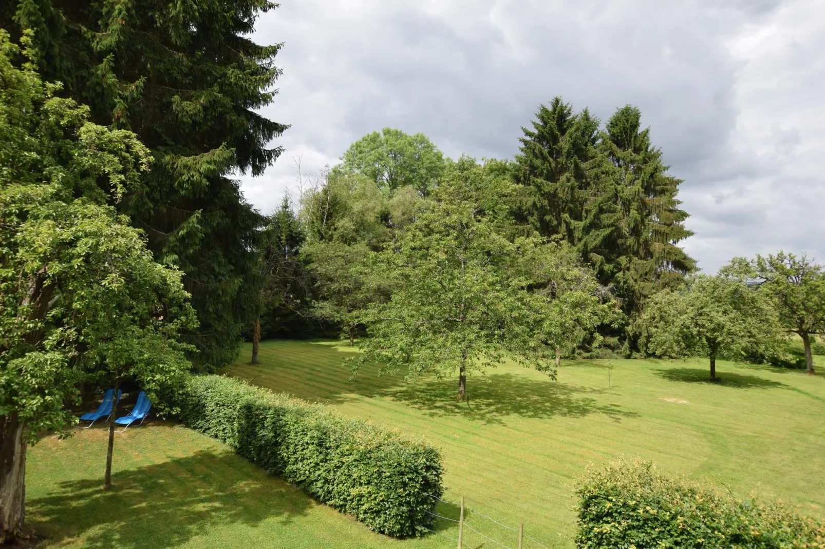 La Maison du Druide-Uitzicht zomer