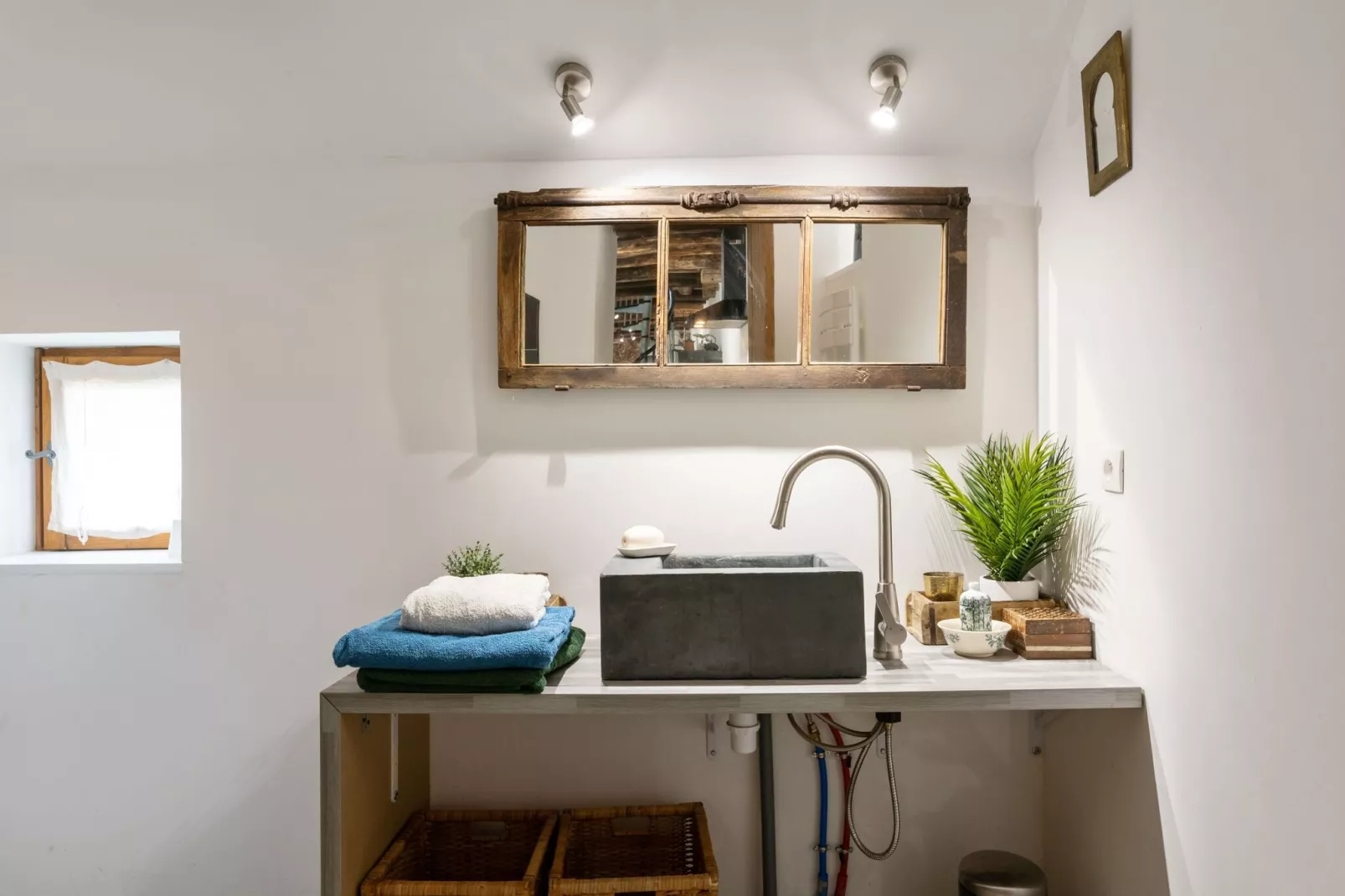 Le Moustier-Badkamer