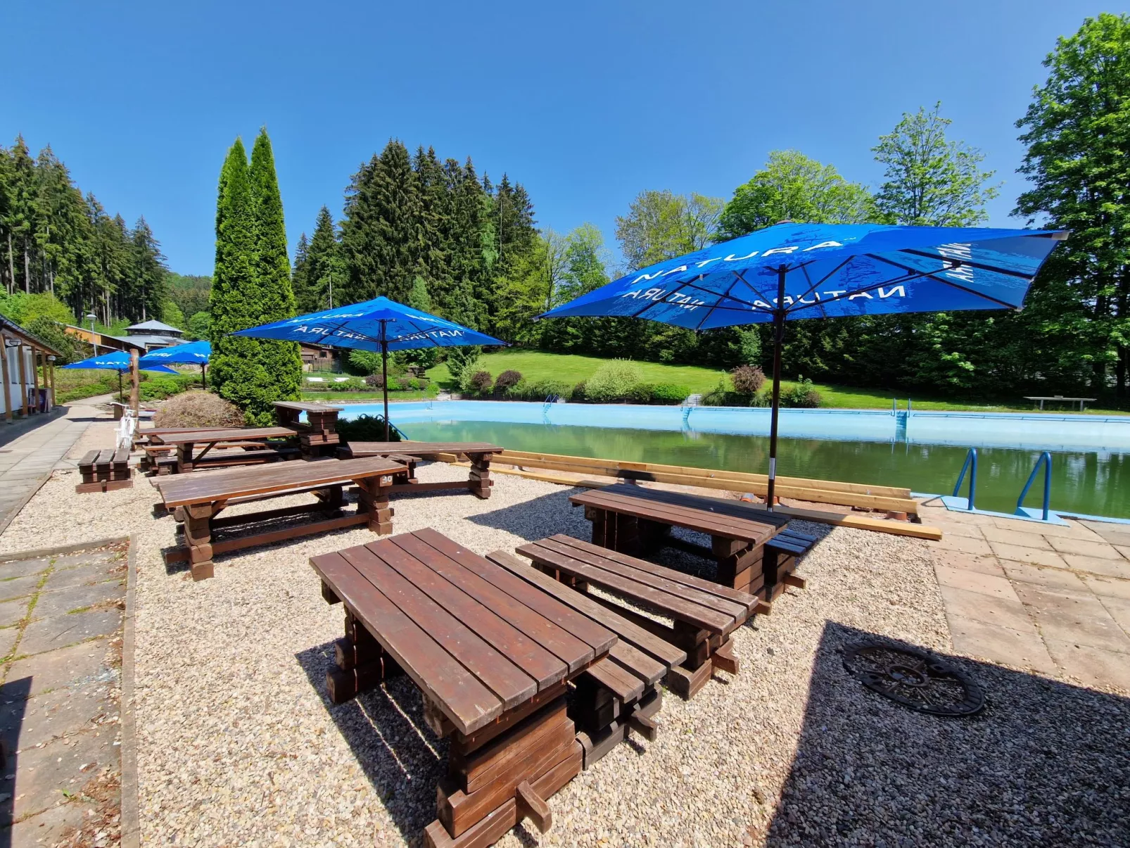 Luxe Timber Lodge & Pet Retreat-Binnen