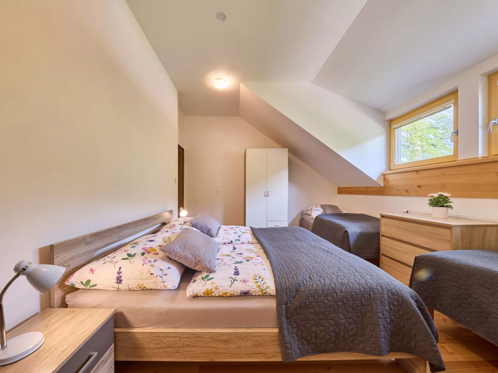 Ski-In Ski-Out Mountain Duplex Portášky2-Binnen