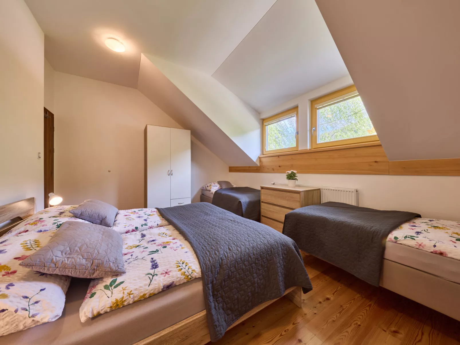 Ski-In Ski-Out Mountain Duplex Portášky2-Binnen