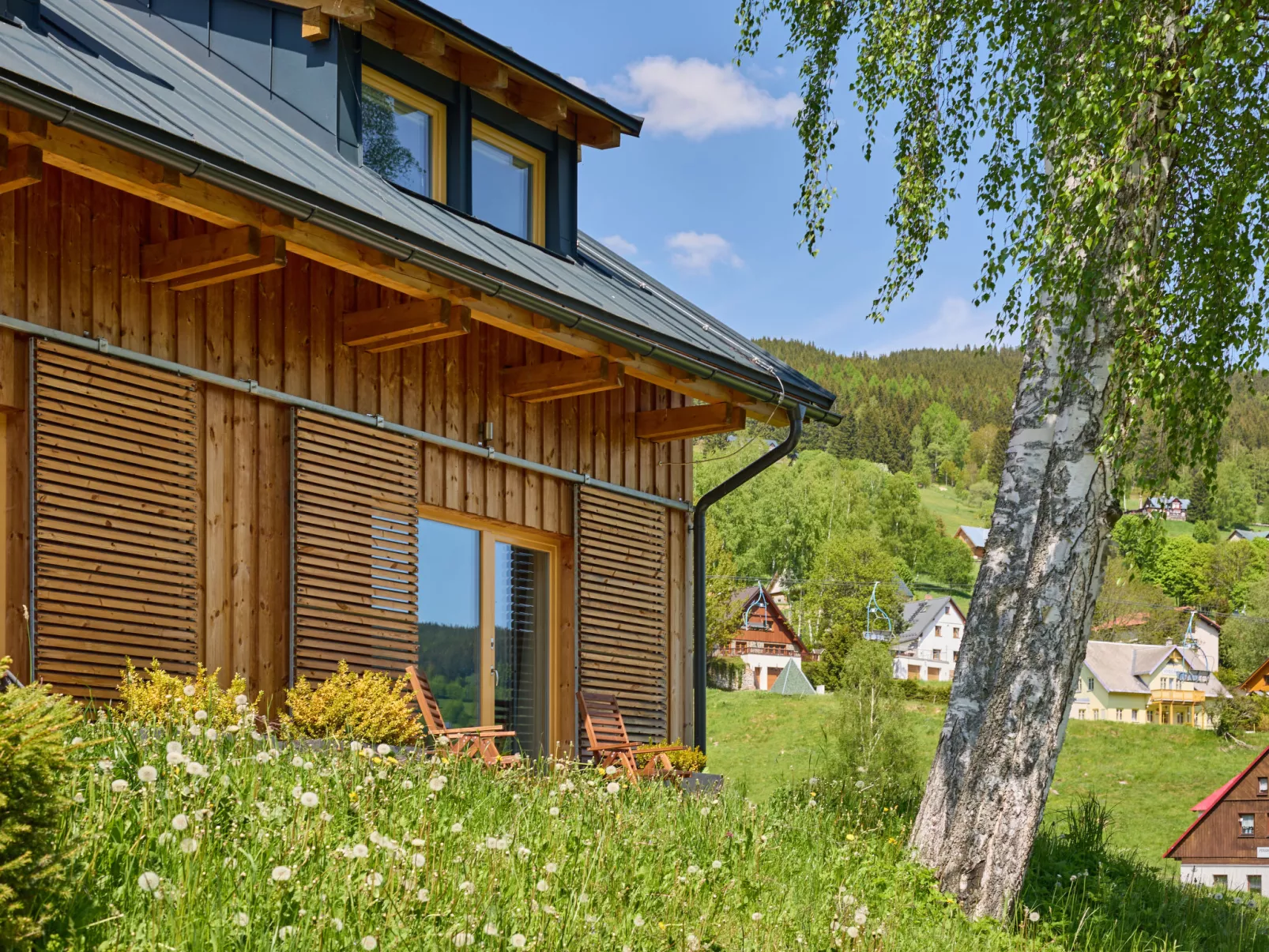 Ski-In Ski-Out Mountain Duplex Portášky2-Buiten