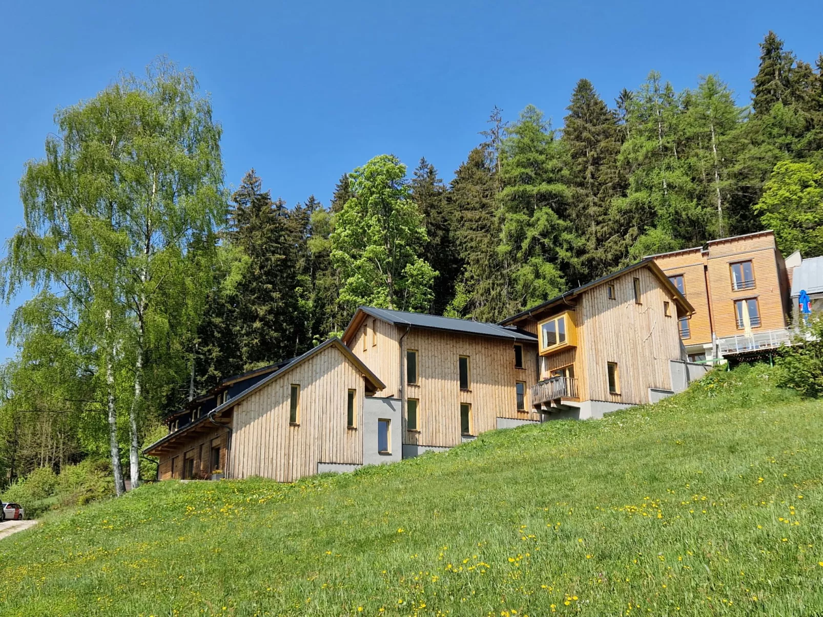 Ski-In Ski-Out Mountain Duplex Portášky3-Buiten