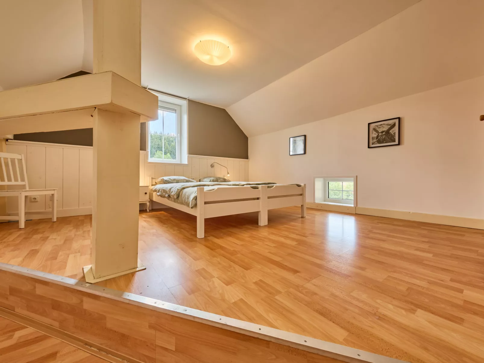 Hillside Lodge & Garden-Binnen