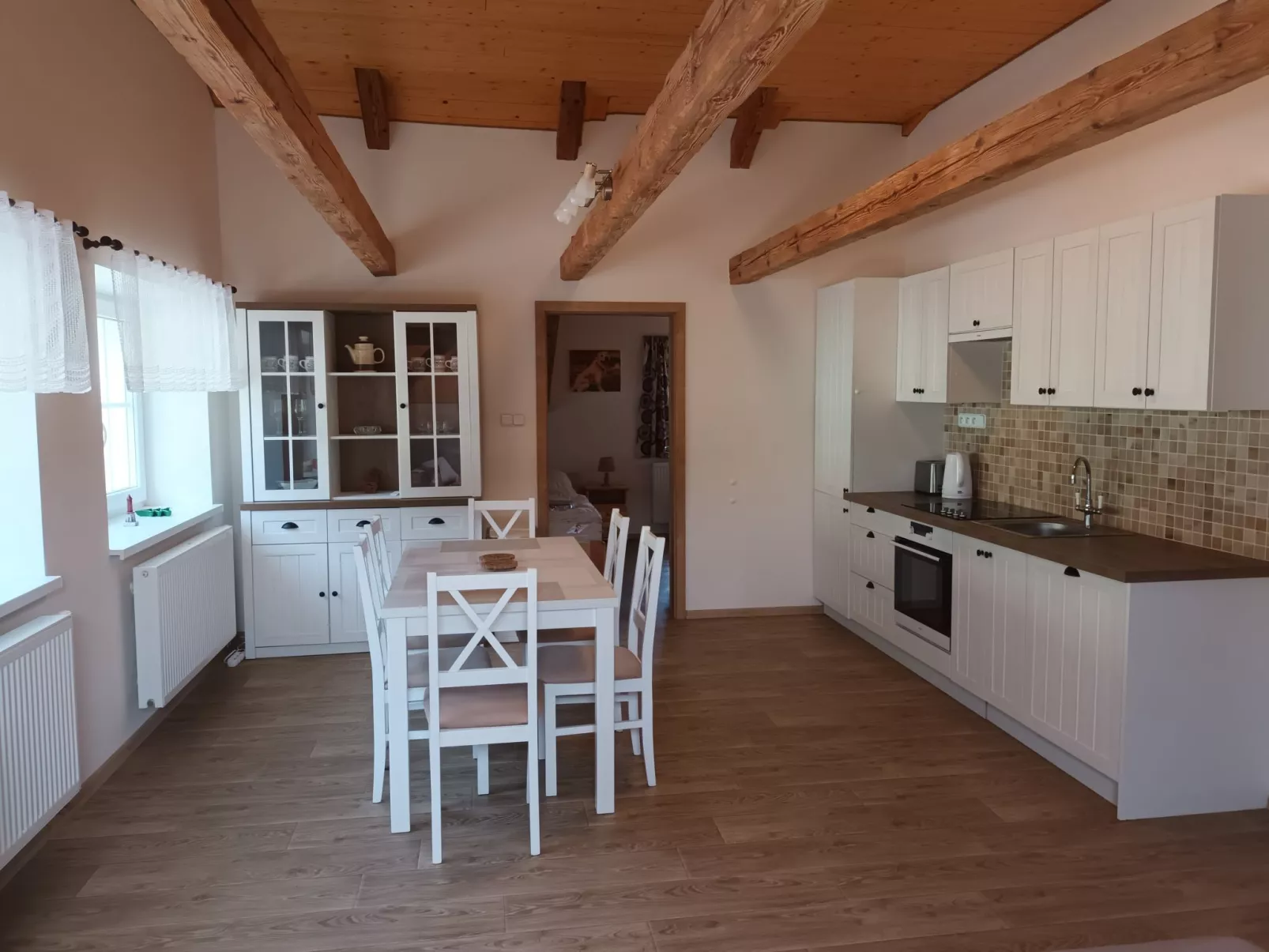 Apartment 8-Binnen