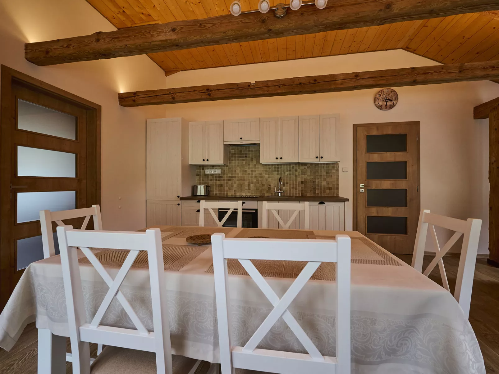 Apartment 8-Binnen