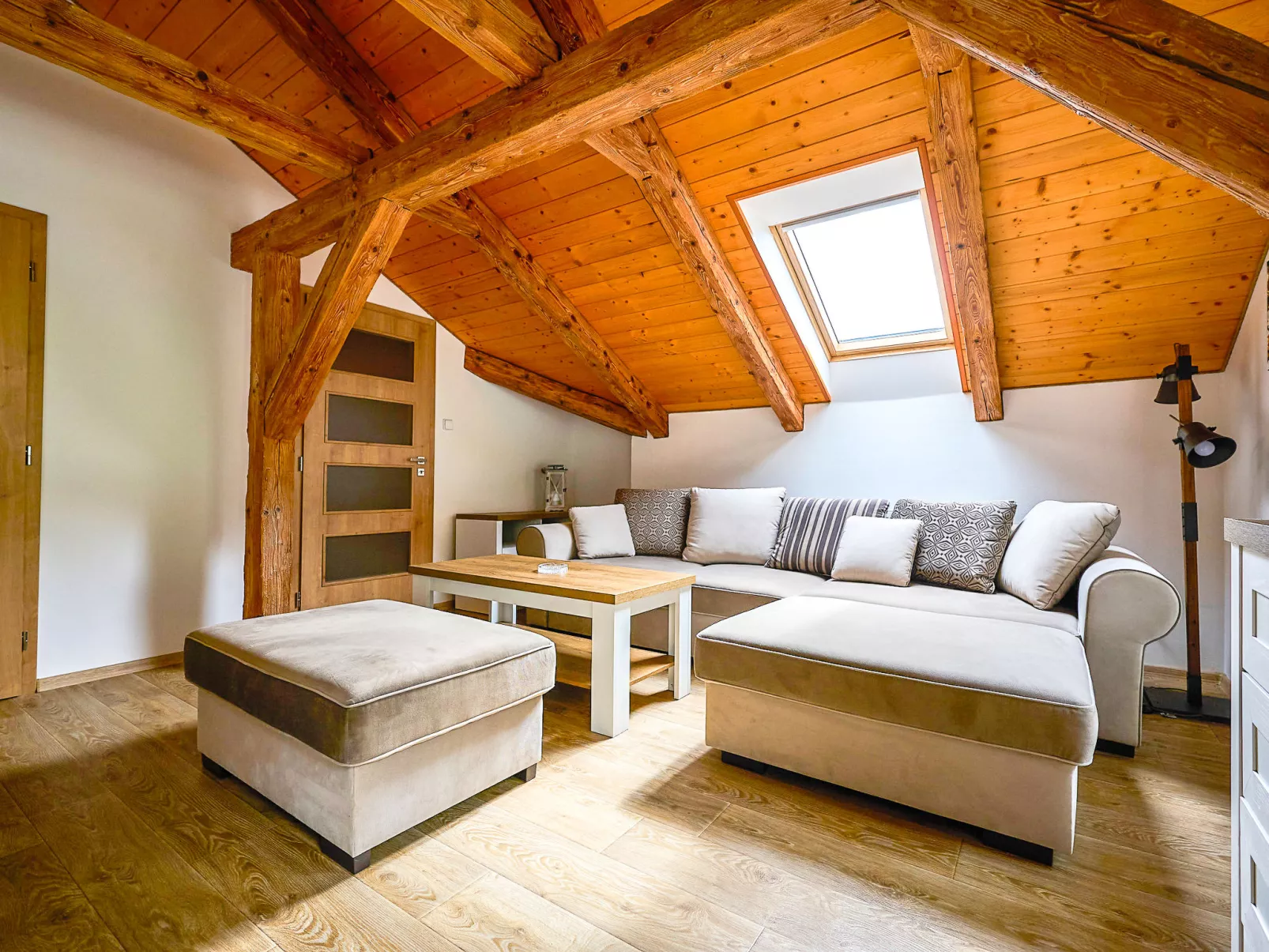 Apartment 8-Binnen