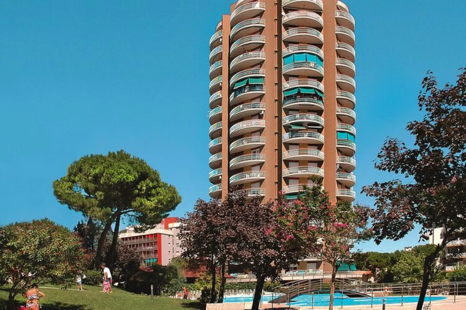 Residence Puerto do Sol Lignano-B1-5-Buitenkant zomer