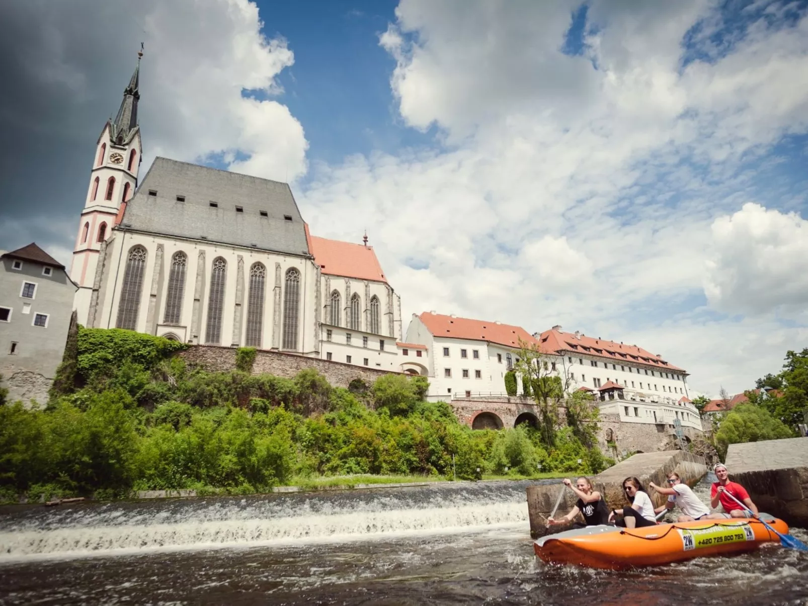 Hůrka-Buiten