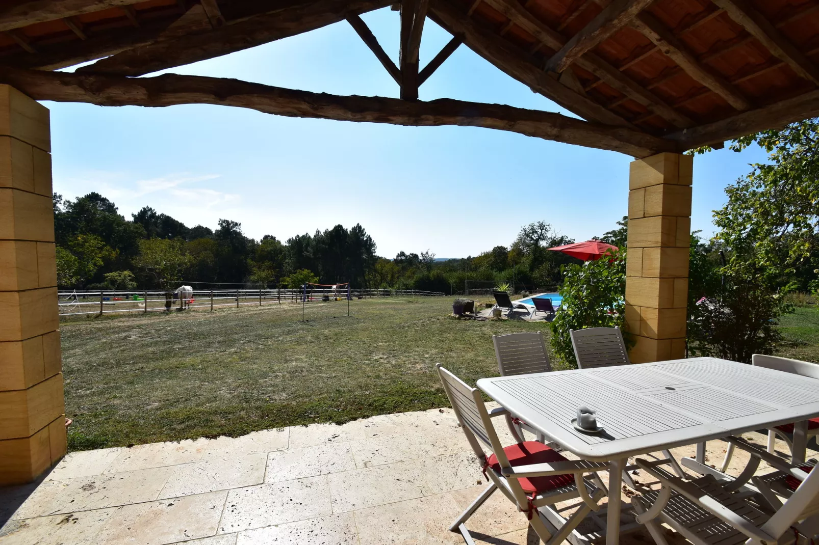 Maison de vacances Montferrand du Périgord-Terrasbalkon