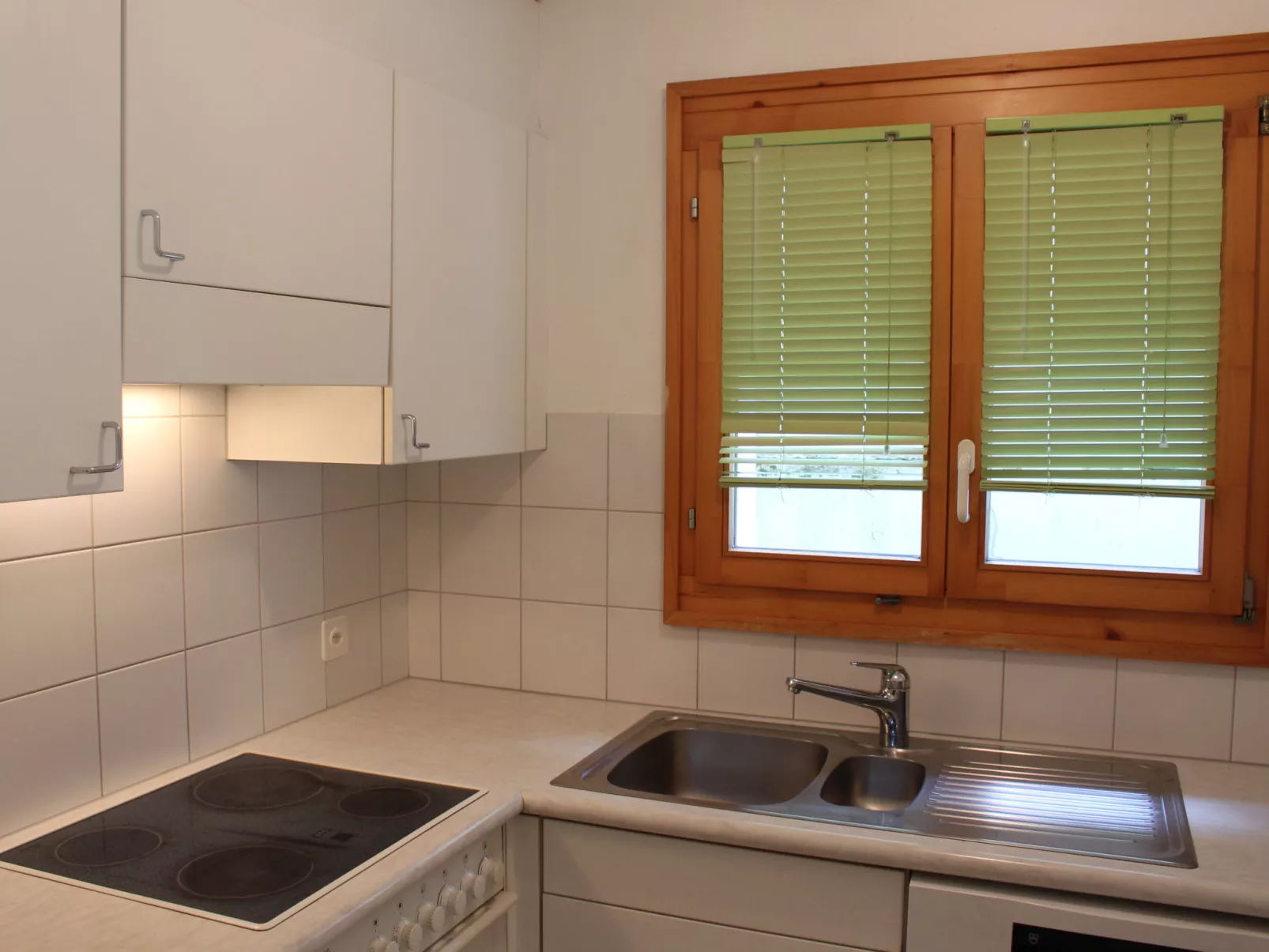 Apt D 016-Binnen