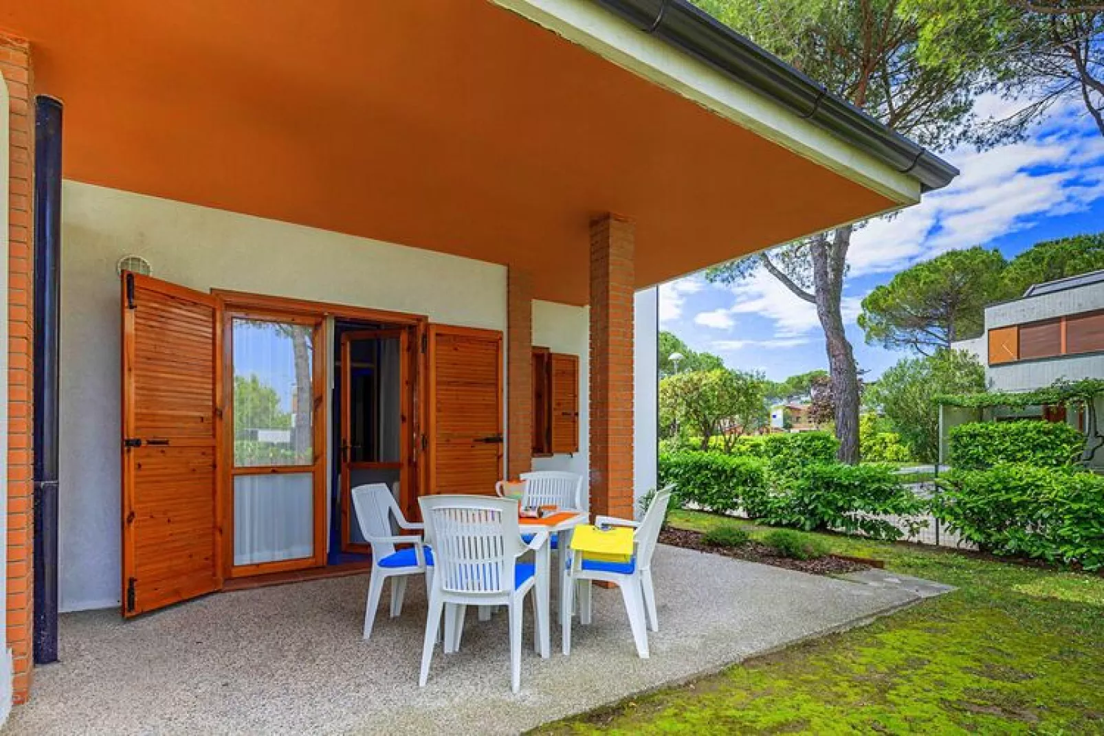 Holiday resort Villaggio Sole B Clima, Bibione-Trilocale Tipo 1-Buitenkant zomer