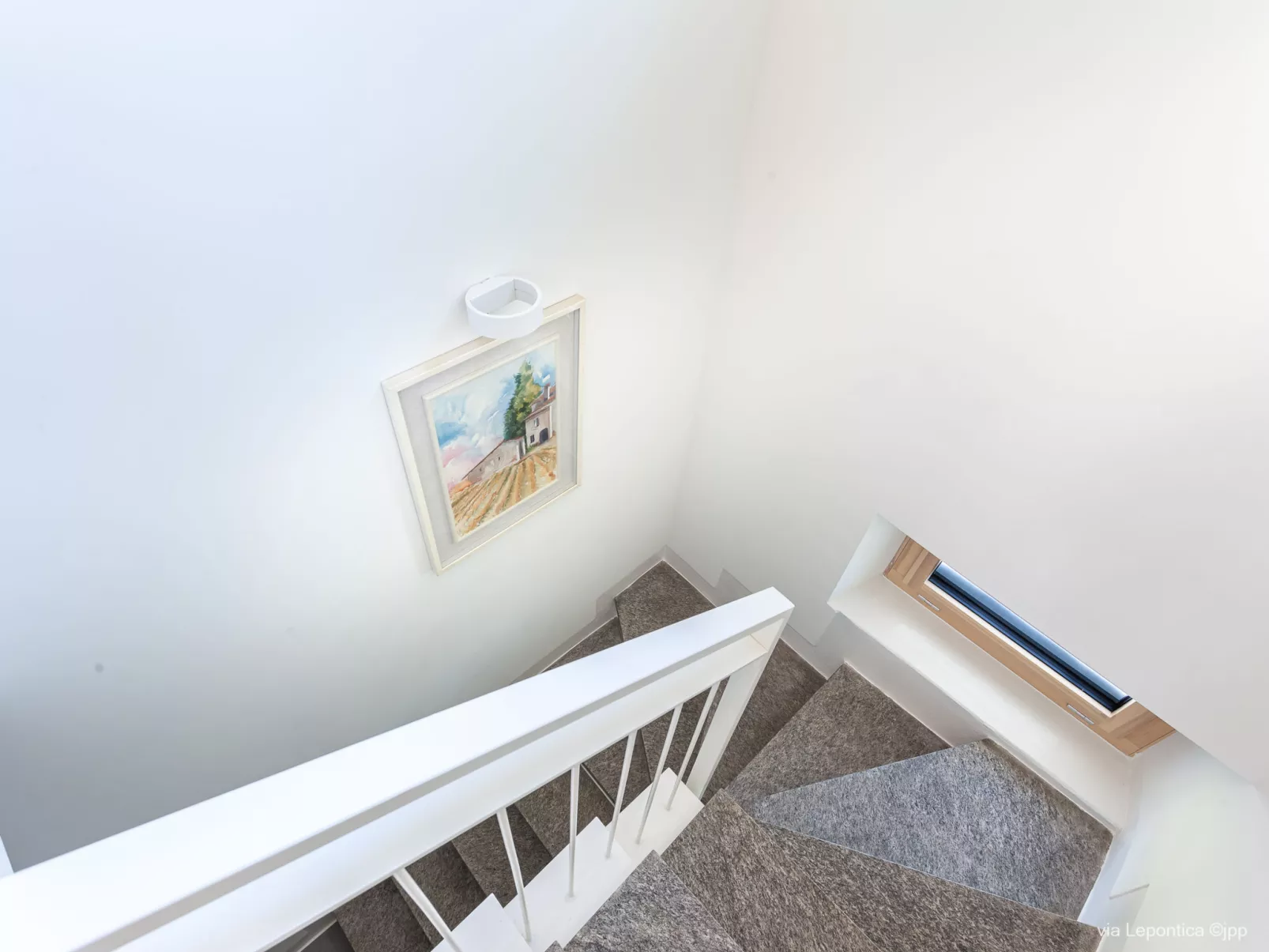 Loft Lepontica-Binnen