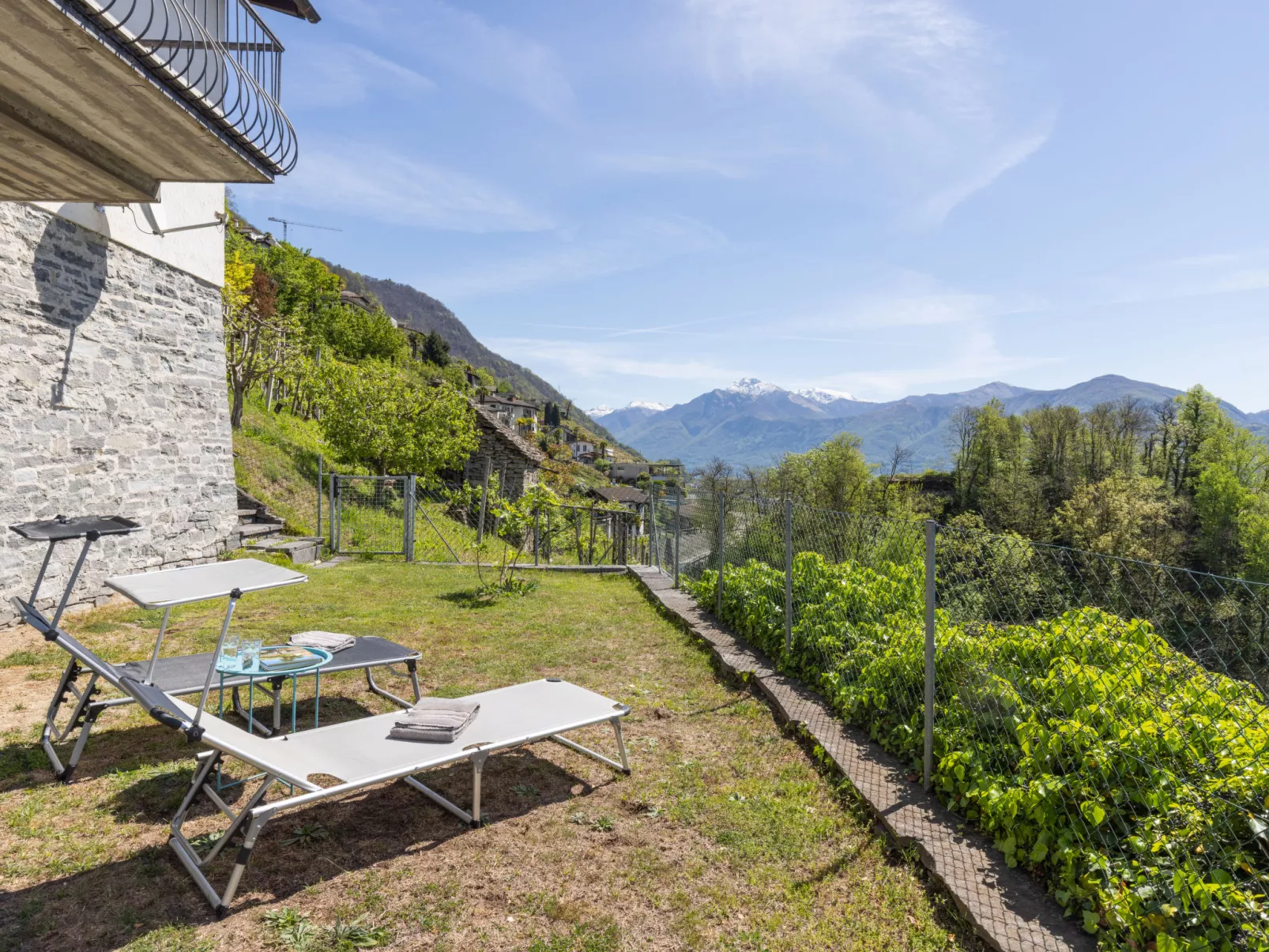 Fontanella Amazingview-Buiten