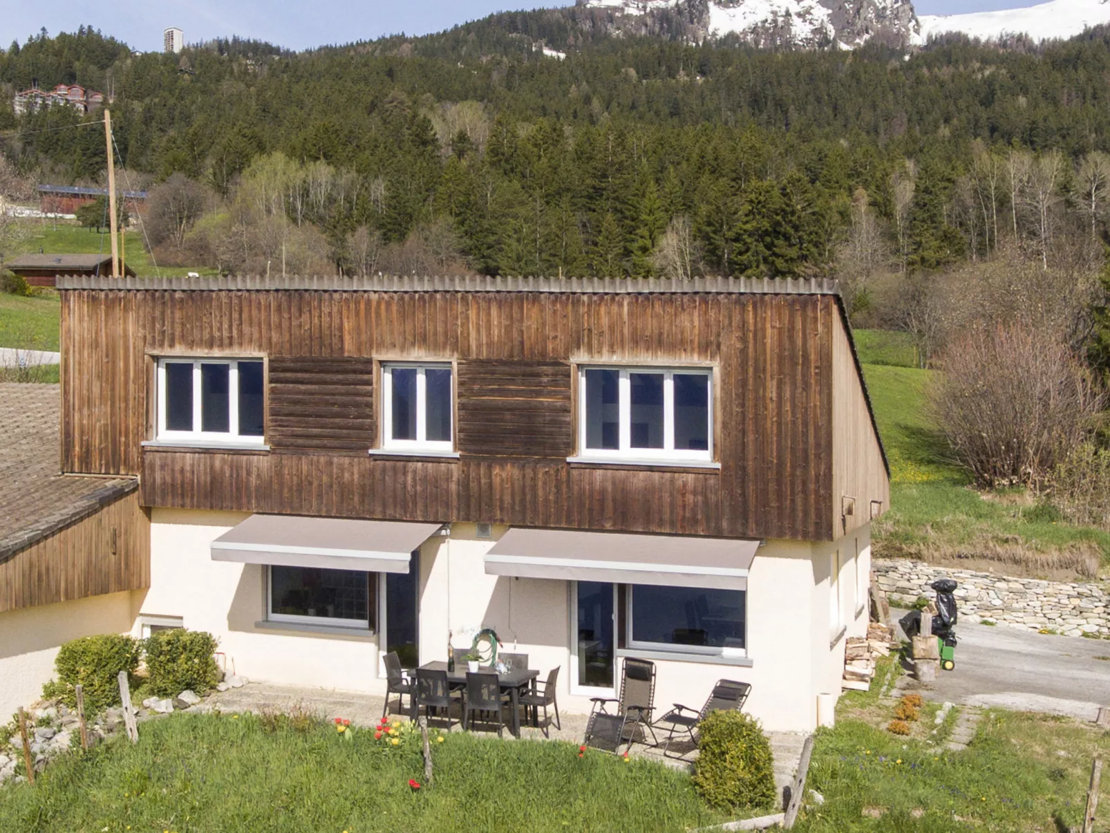 Maison Le Fontany-Buiten
