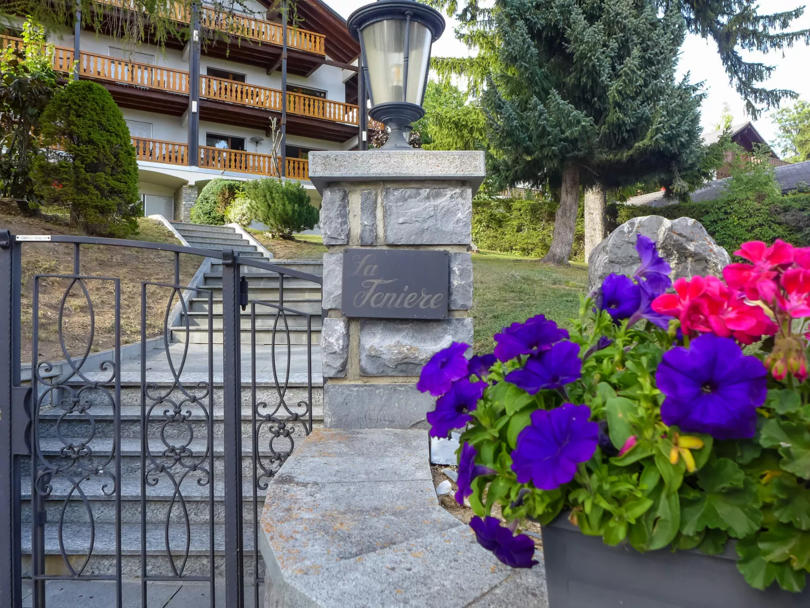 Résidence La Fenière 03-Buiten