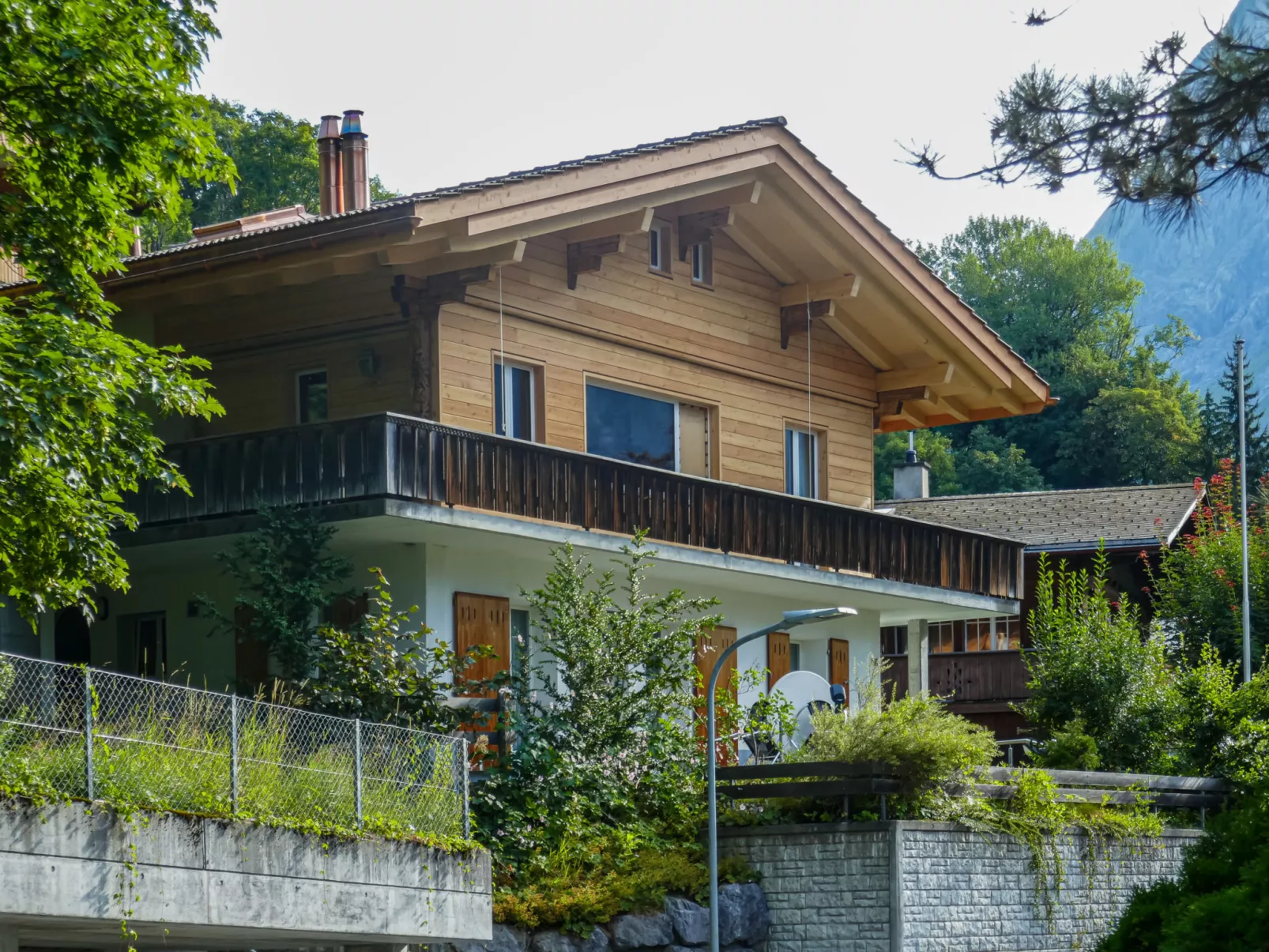 Chalet Holzwurm-Buiten