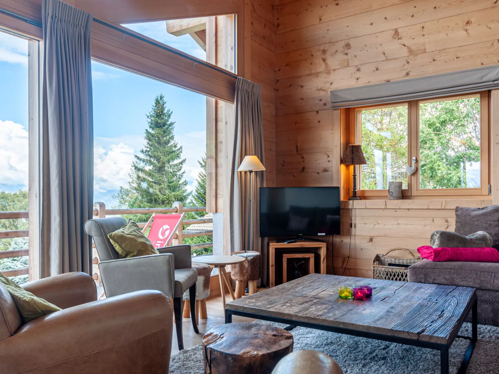 Chalet Jadi-Binnen