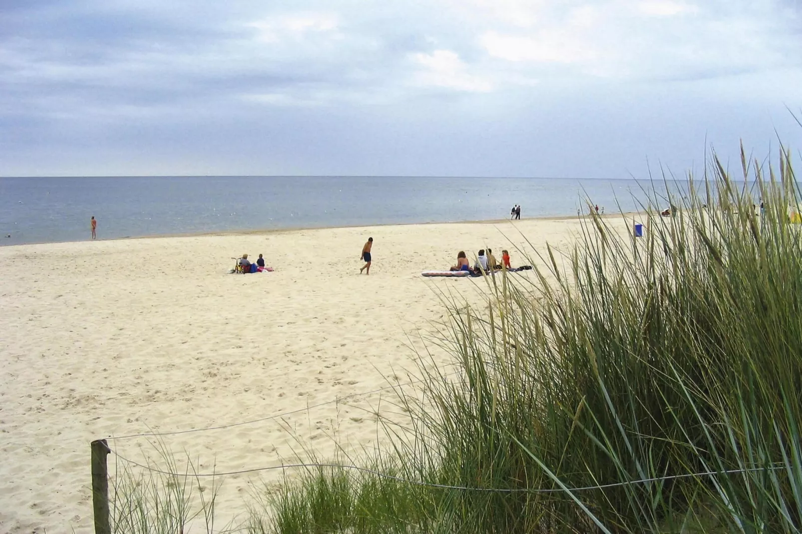 DHH Strandhaus II rechts-Gebieden zomer 5km