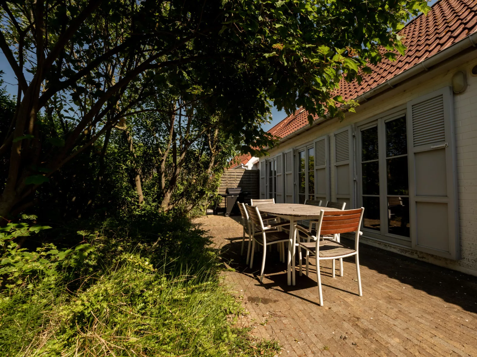 Vissershuis 61 with parking-Buiten