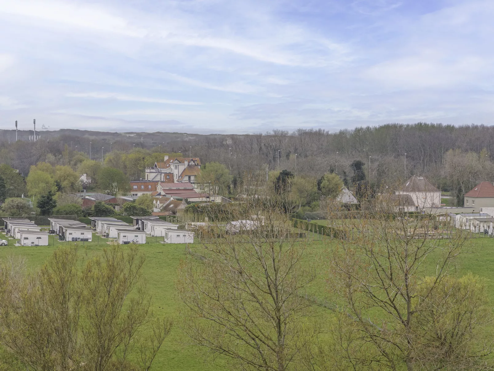 High in the sky with amazing views-Buiten