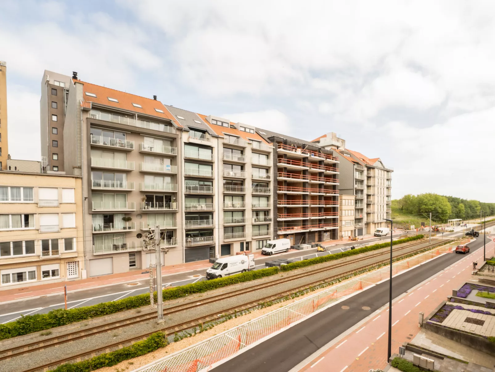 Casa Andrei with parking in the house-Buiten