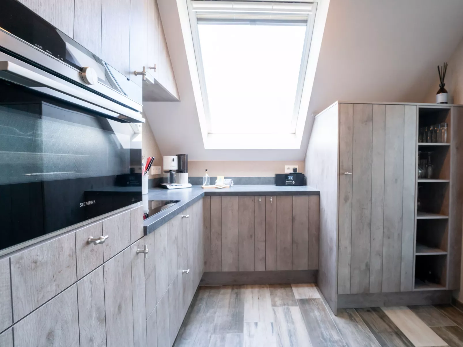 Rochusview.be with parking and terrace-Binnen