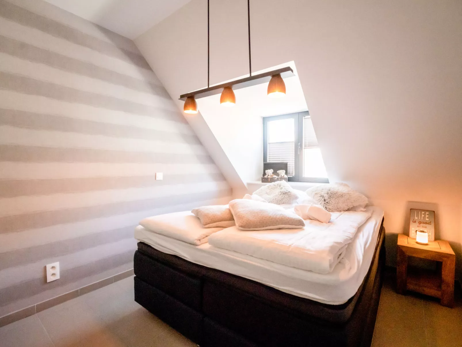 Rochusview.be with parking and terrace-Binnen