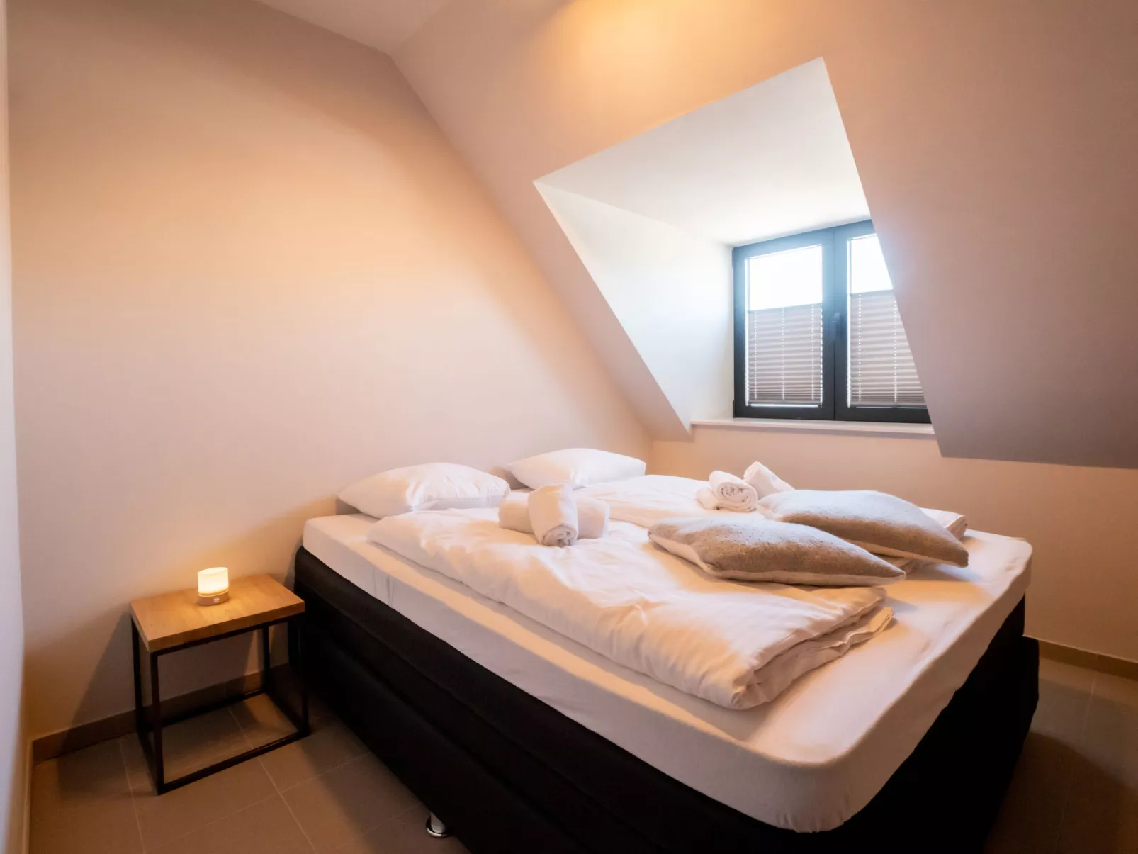 Rochusview.be with parking and terrace-Binnen