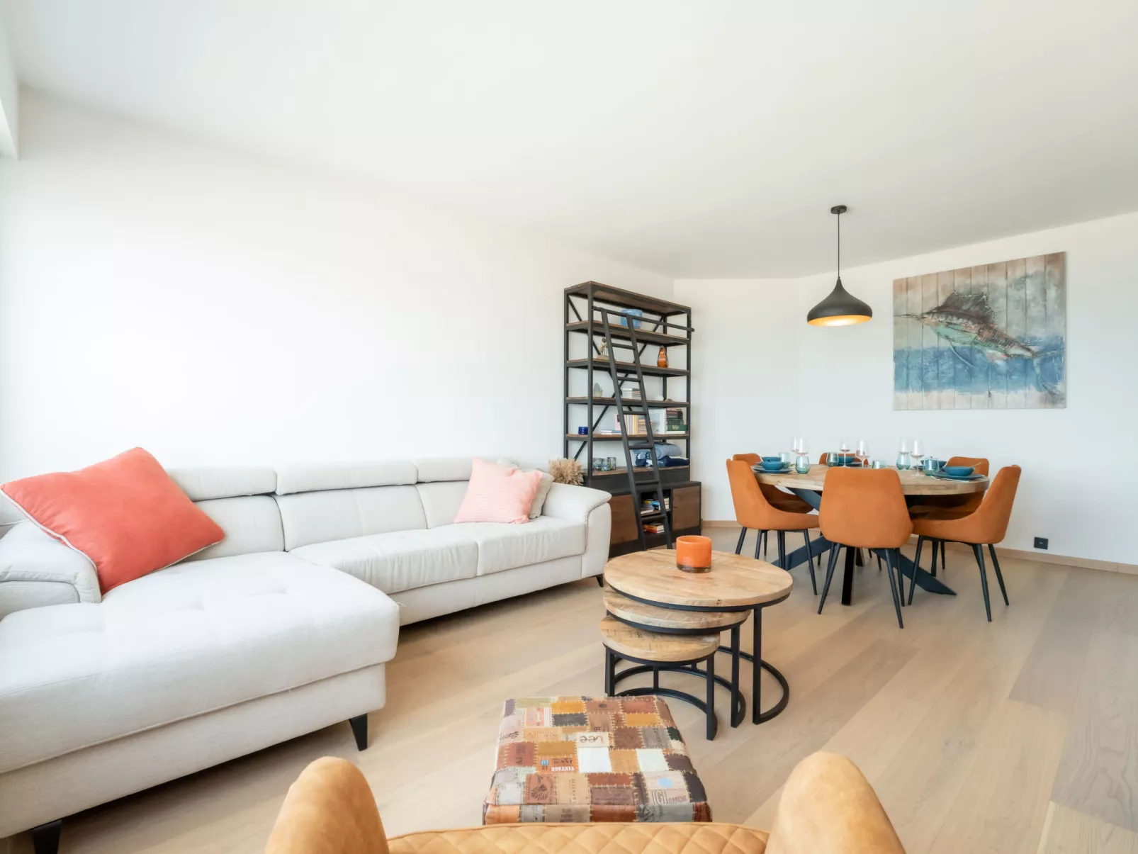 Escape with sea view-Binnen