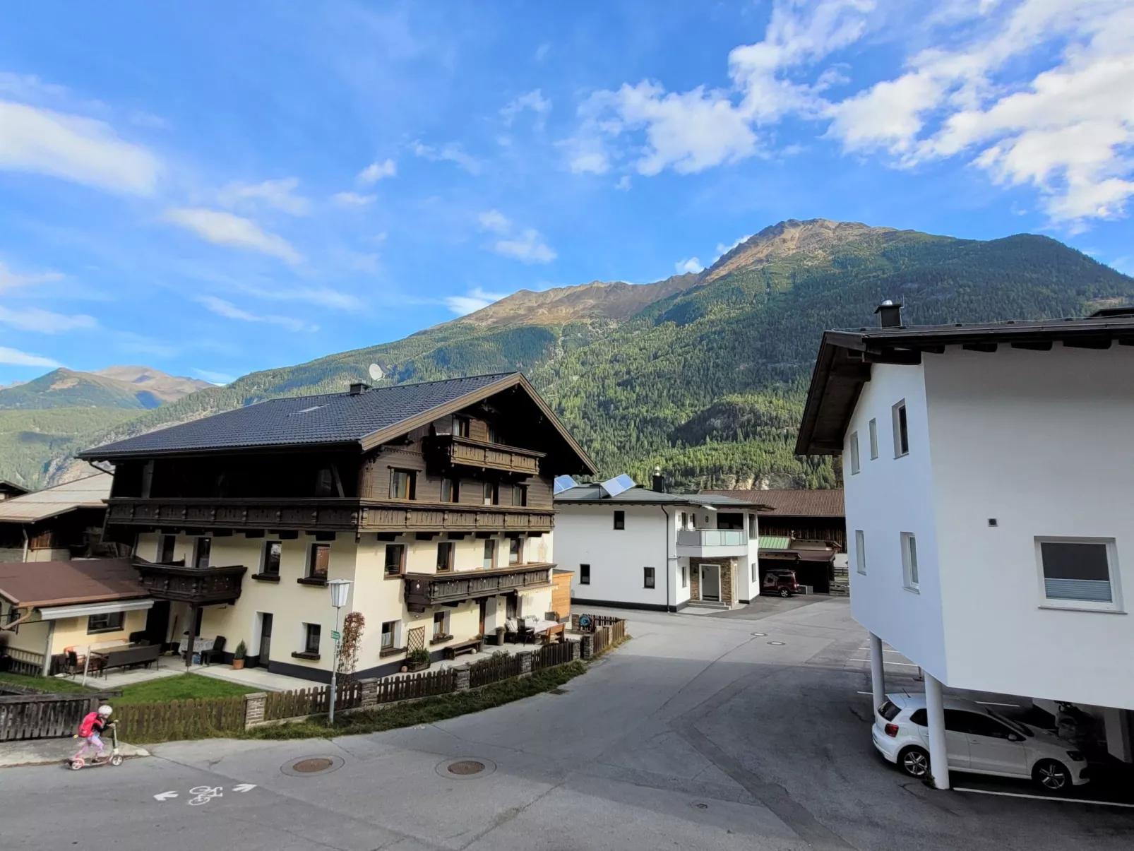 S`Groasse am Hannesnhof-Buiten