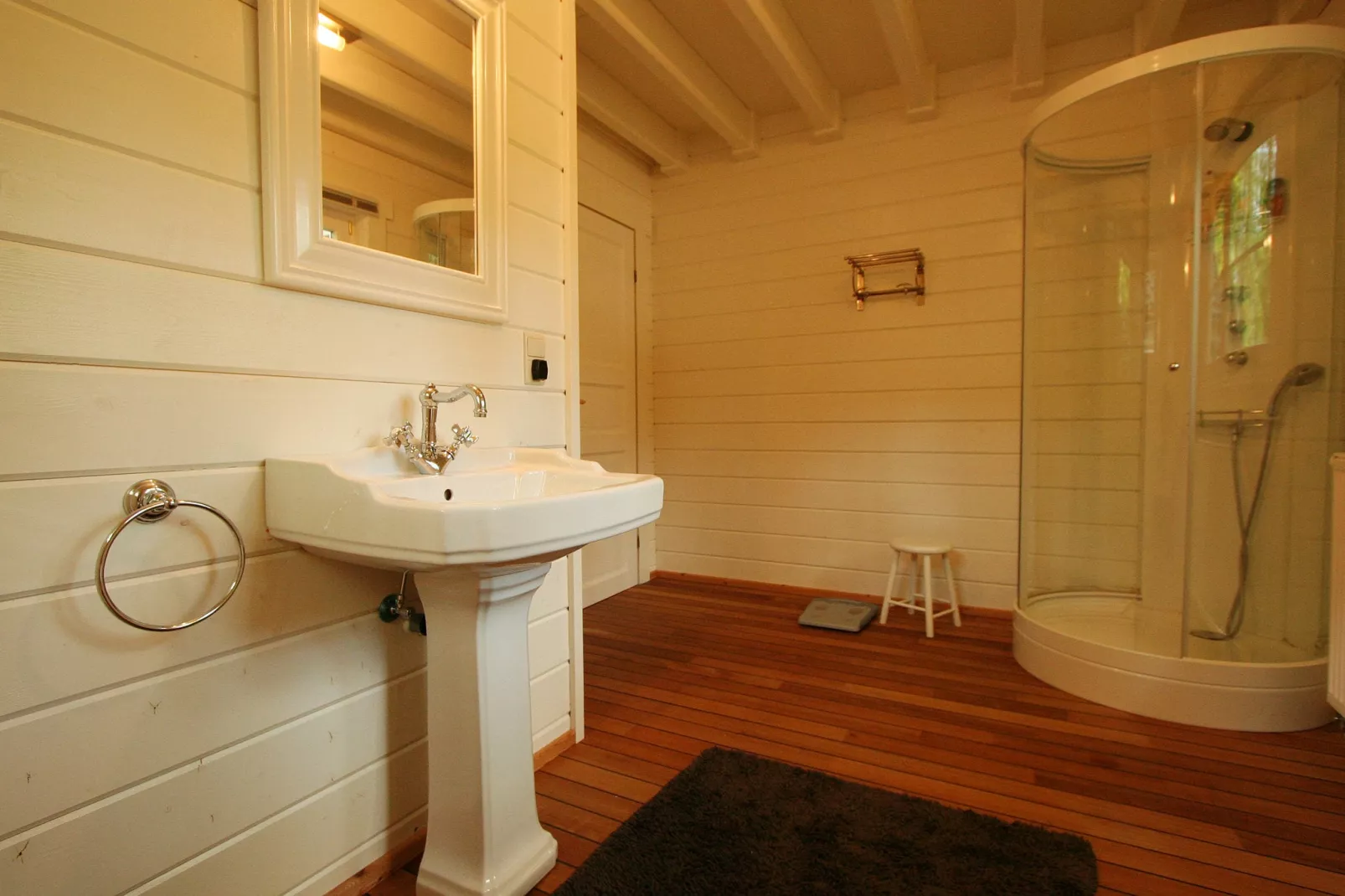 Chalet Bomal-Badkamer