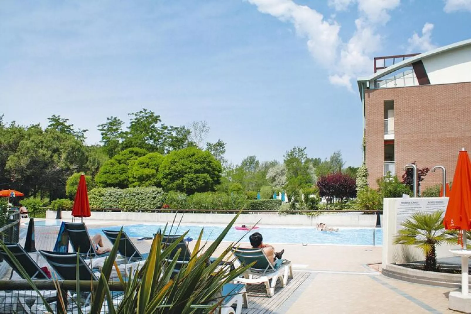 Holiday resort Parco e Acacie, Bibione Pineda-C6-Zwembad