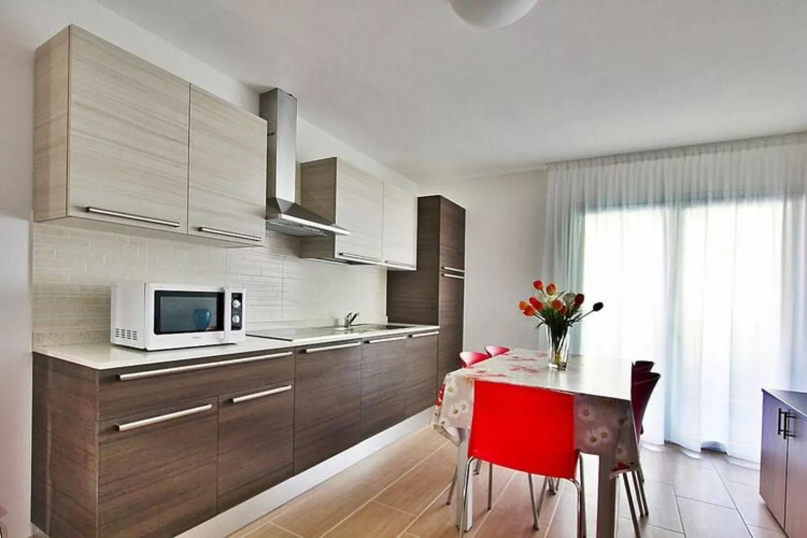 Residence Monica Lignano-C6-Keuken