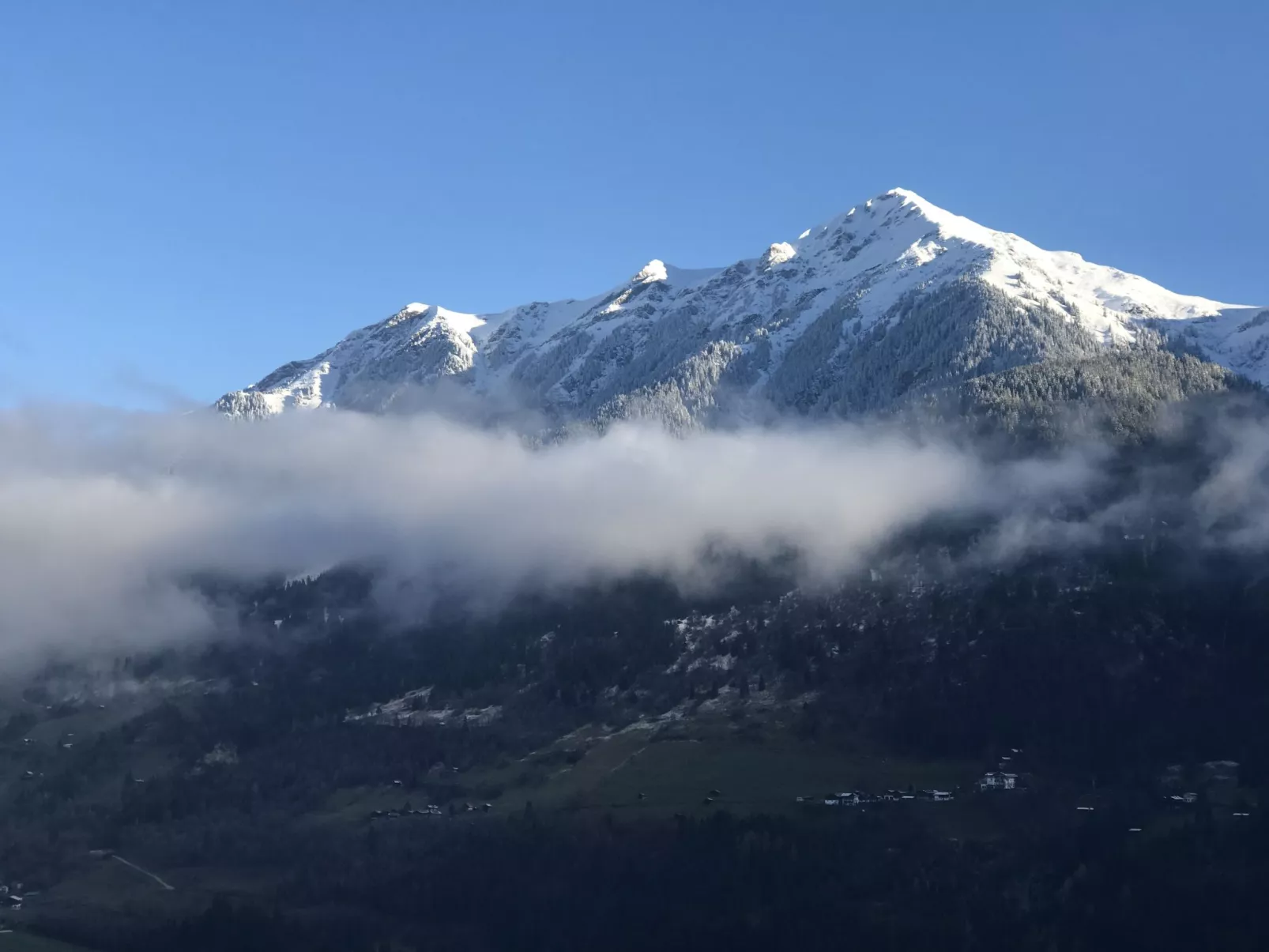 Unser Glück in den Bergen-Buiten